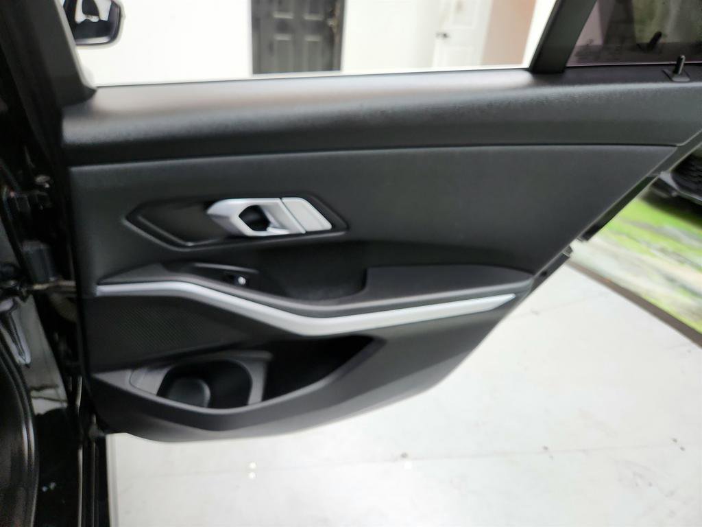 Used 2019 BMW 330i Sedan w/ Driving Assistance Package RWD image 29