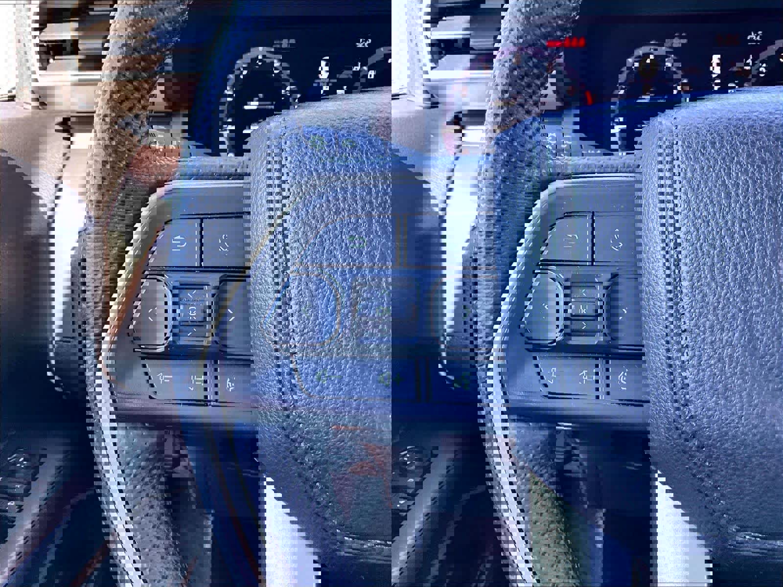 Used 2025 Toyota Tacoma TRD Off-Road image 23