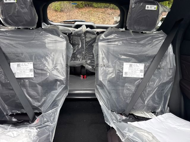 New 2026 Ford Explorer Platinum image 18