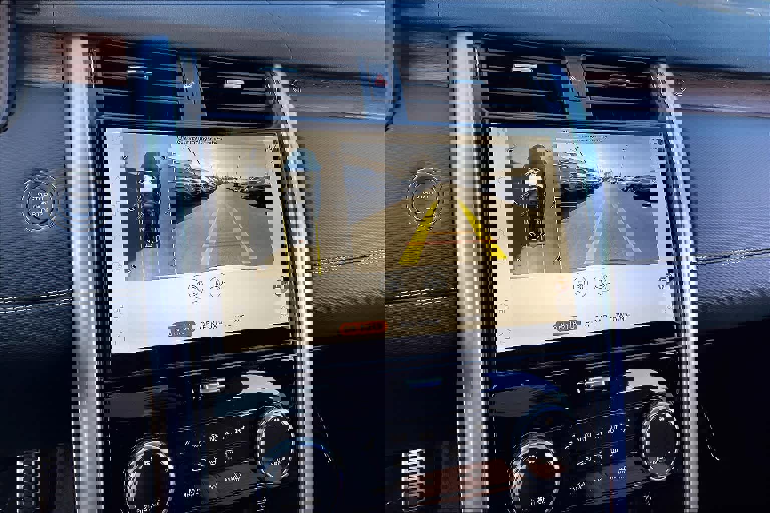 New 2025 Land Rover Discovery Dynamic SE image 20