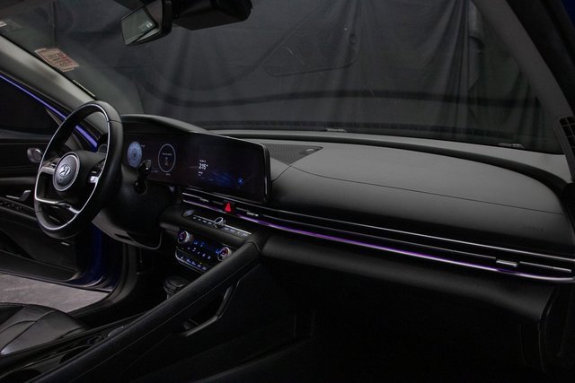 Used 2023 Hyundai Elantra Limited w/ Cargo Package image 15