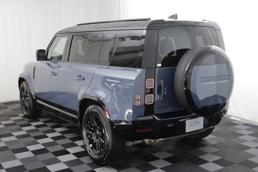 Certified 2026 Land Rover Defender 110 X-Dynamic SE AWD/4WD image 16