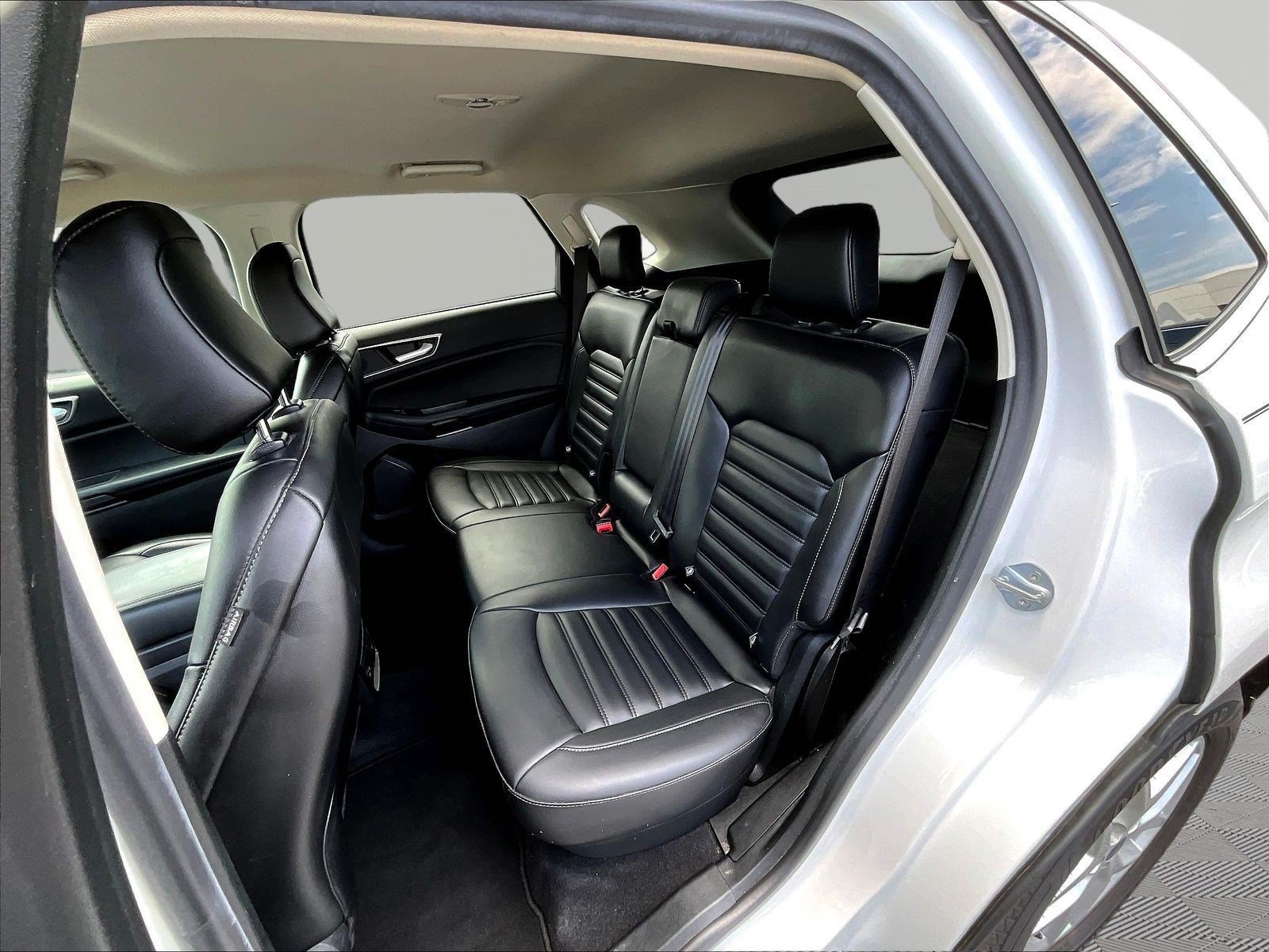 Used 2022 Ford Edge SEL w/ Convenience Package AWD/4WD image 22