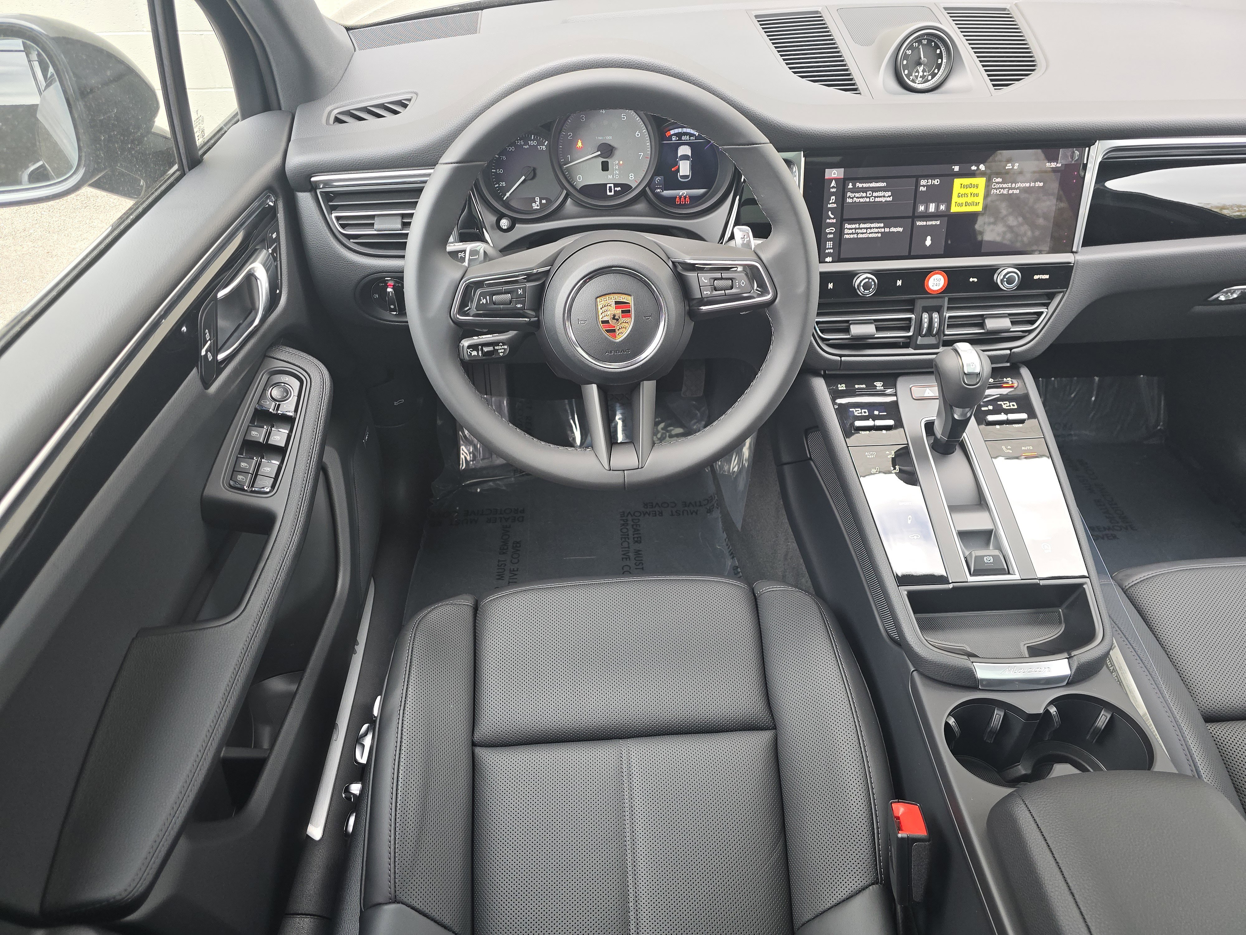 New 2026 Porsche Macan S image 18