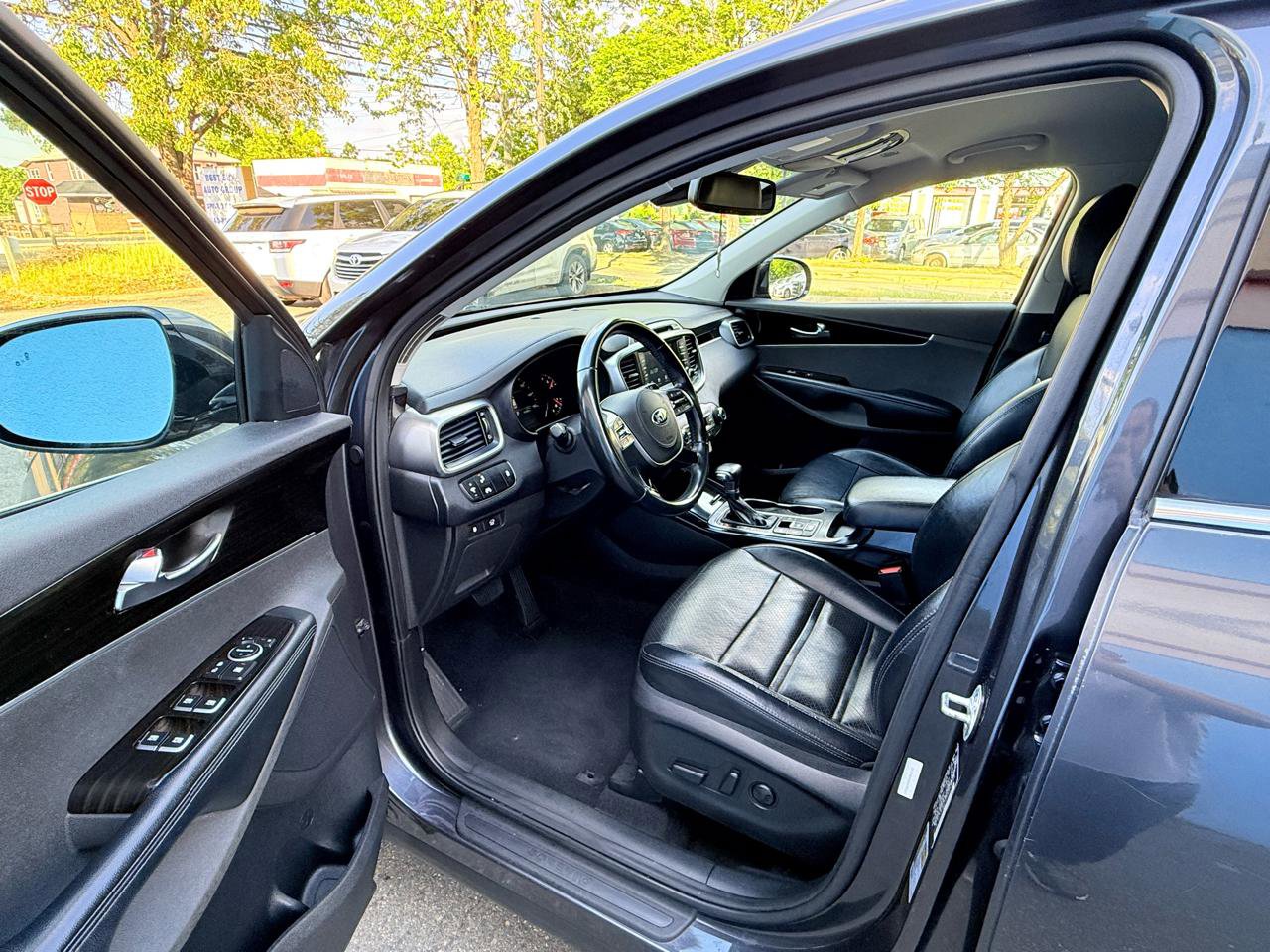 Used 2019 Kia Sorento EX AWD/4WD image 13