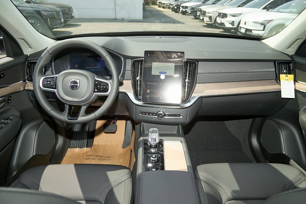 New 2025 Volvo XC90 B6 Plus w/ Protection Package image 21