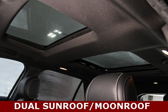 Used 2016 Ford Explorer Platinum image 19