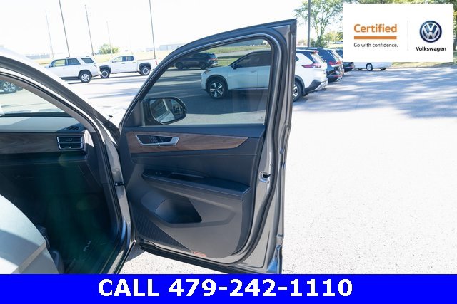 Certified 2024 Volkswagen Atlas SE image 14