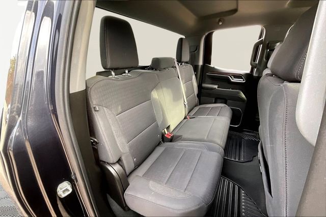Used 2022 Chevrolet Silverado 1500 LT image 17