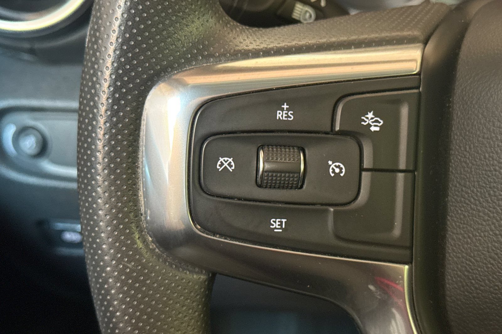 Used 2021 Chevrolet Blazer LT FWD image 31