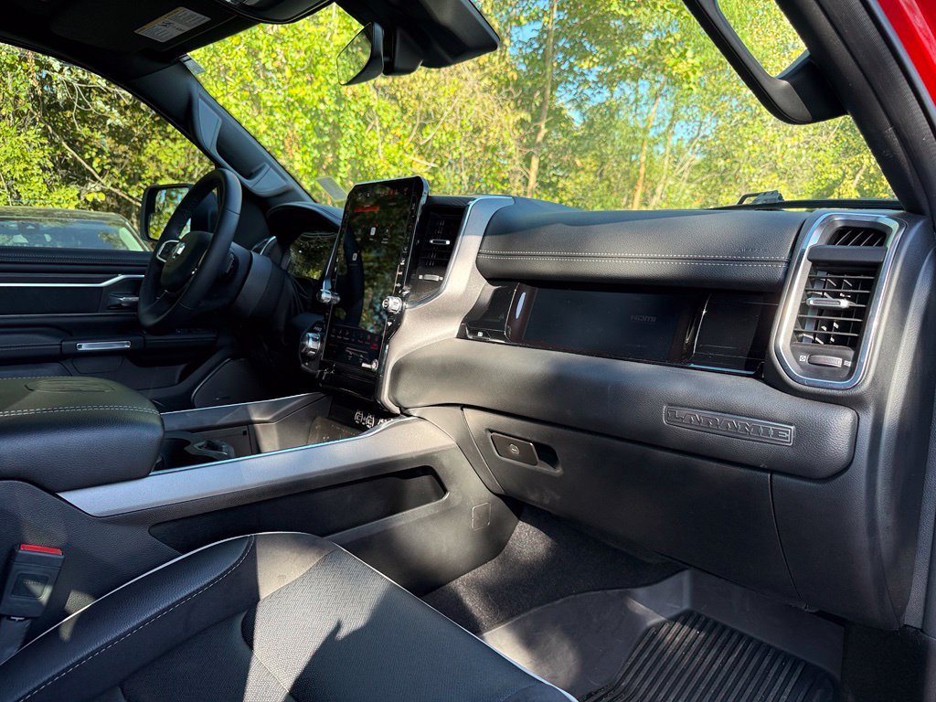 Used 2025 RAM 1500 Laramie w/ Night Edition AWD/4WD image 39