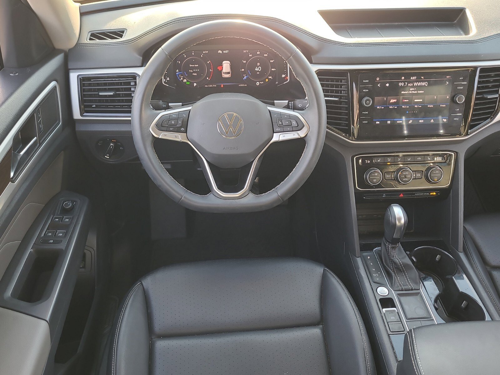 Certified 2023 Volkswagen Atlas SE image 13