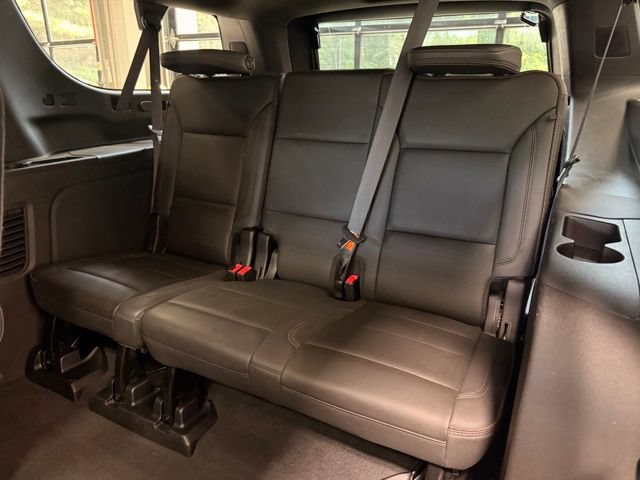 Used 2024 Chevrolet Suburban High Country AWD/4WD image 22