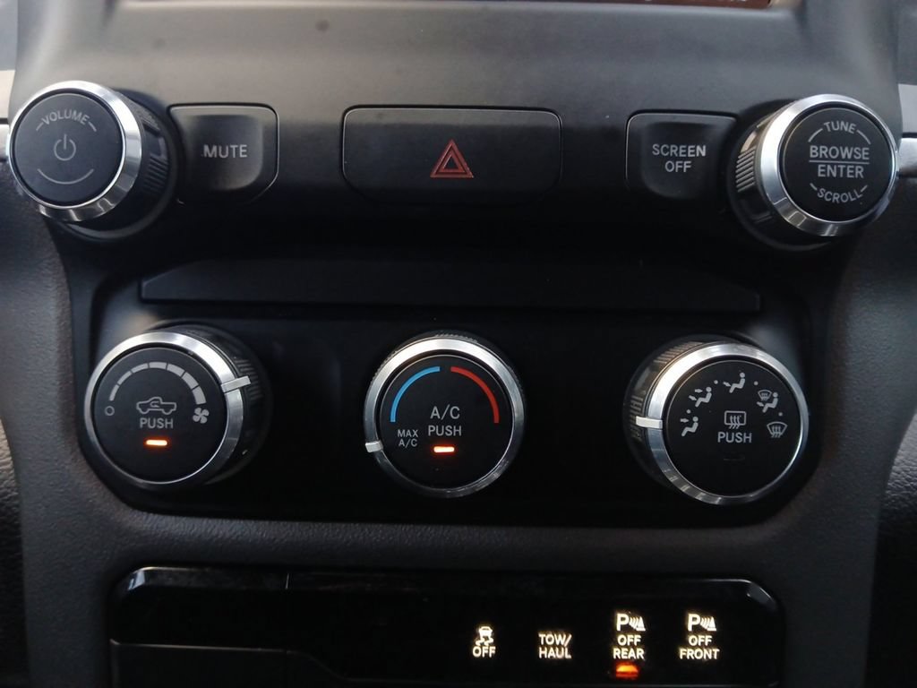 Used 2021 RAM 1500 Lone Star AWD/4WD image 4