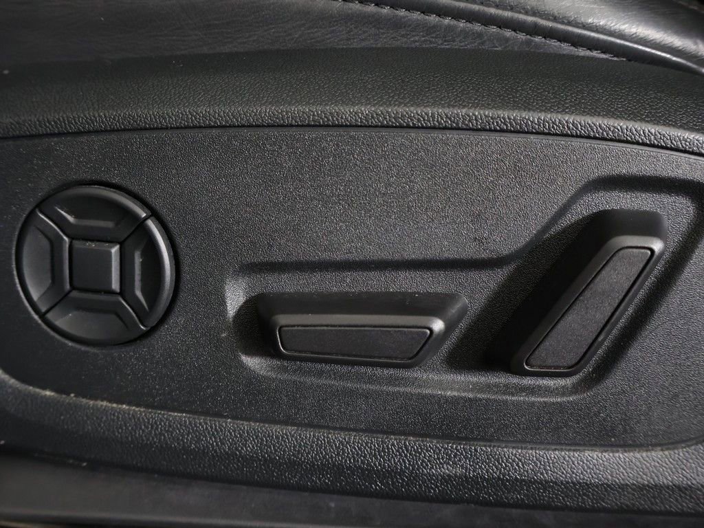 Used 2023 Audi Q3 2.0T Premium Plus w/ Premium Plus Package AWD/4WD image 35