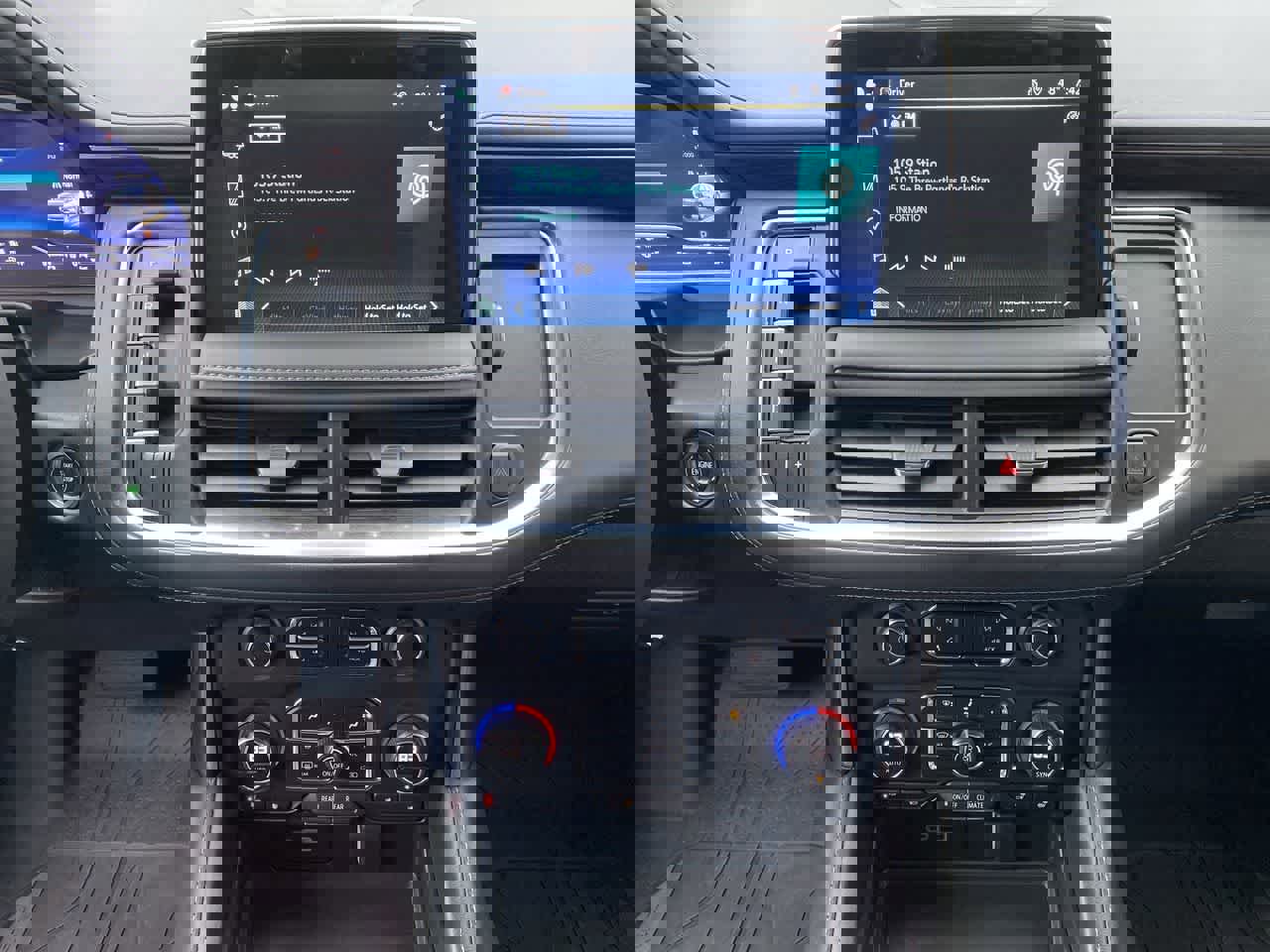 Used 2023 Chevrolet Tahoe LT w/ Luxury Package AWD/4WD image 23