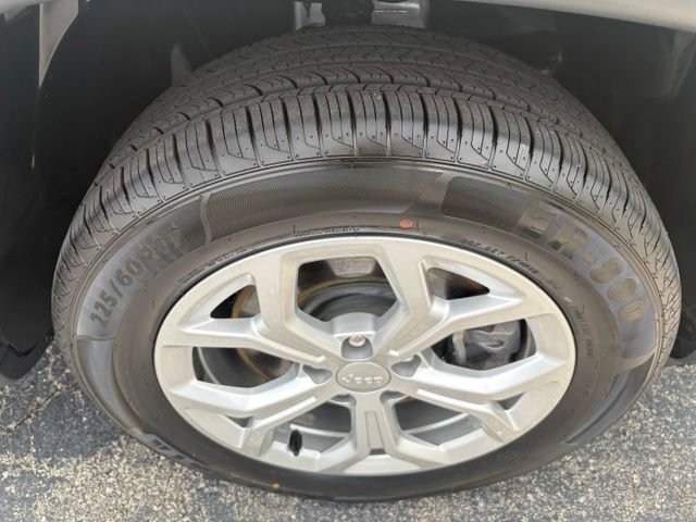 Used 2024 Jeep Compass Latitude AWD/4WD image 20