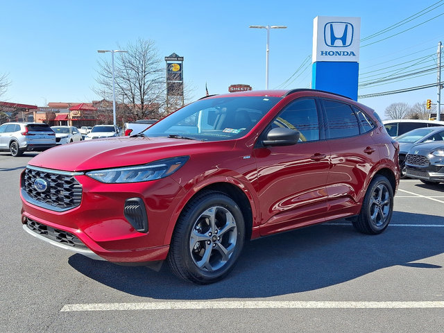 Used 2023 Ford Escape ST-Line w/ Tech Pack #1 image 3