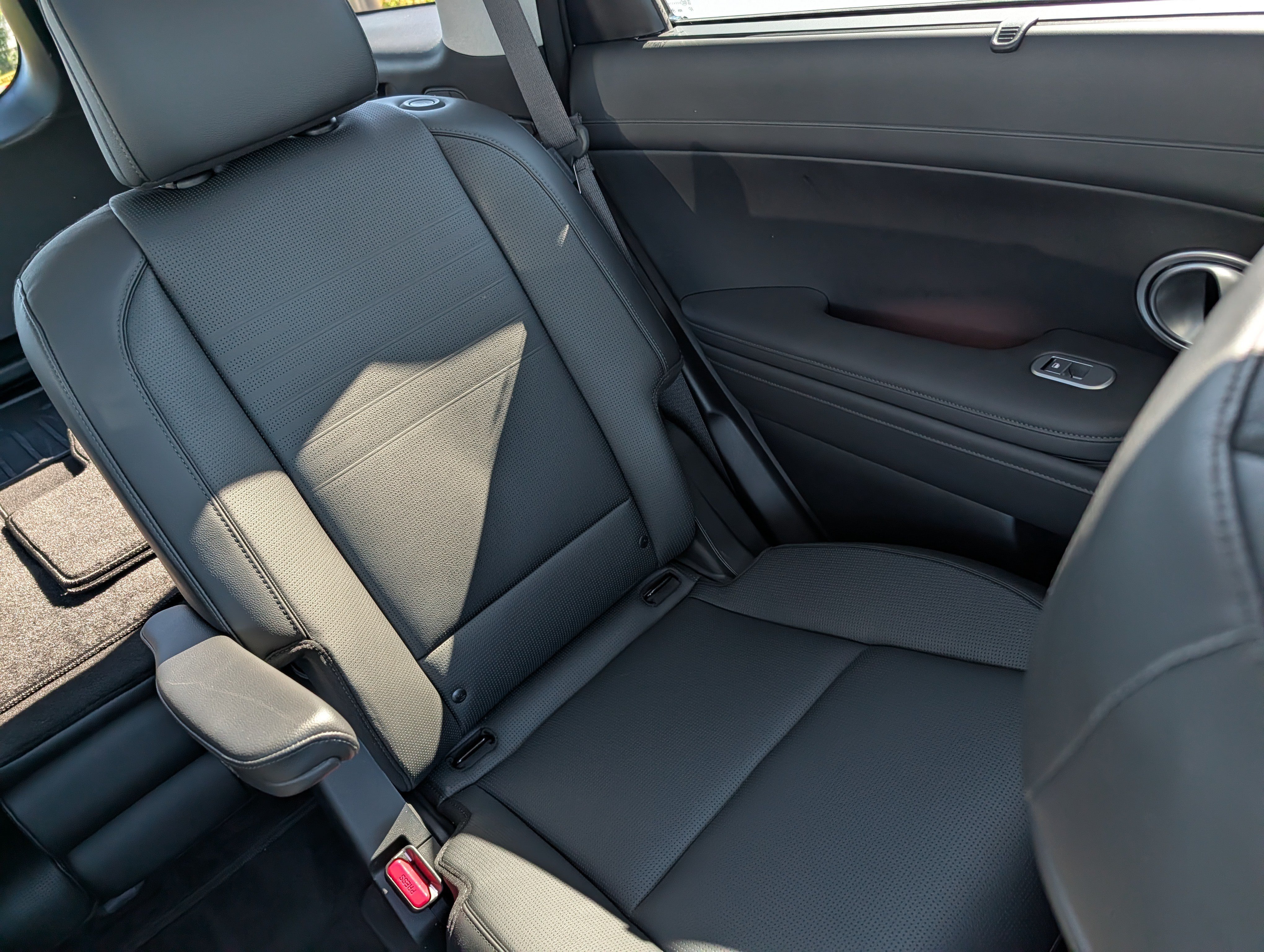 Certified 2026 Hyundai Palisade Limited AWD/4WD image 14