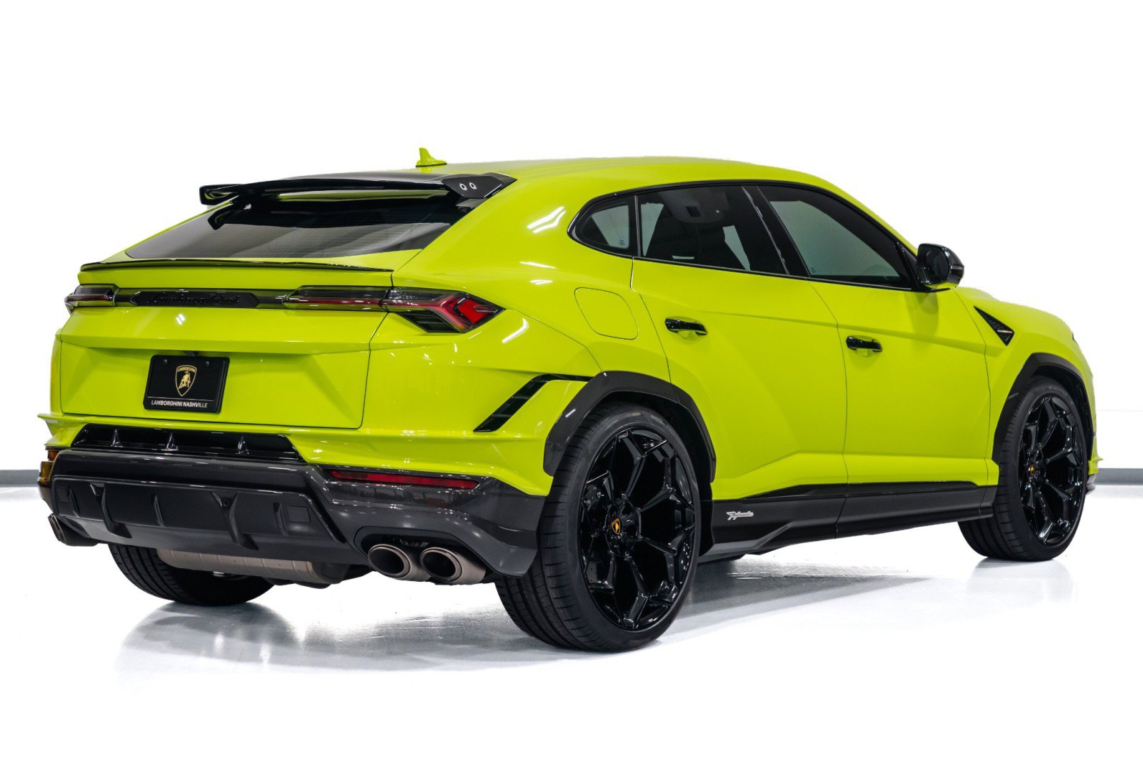 Used 2024 Lamborghini Urus Performante AWD/4WD image 7
