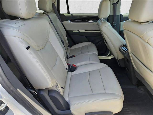 Used 2020 Cadillac XT6 Premium Luxury AWD/4WD image 23