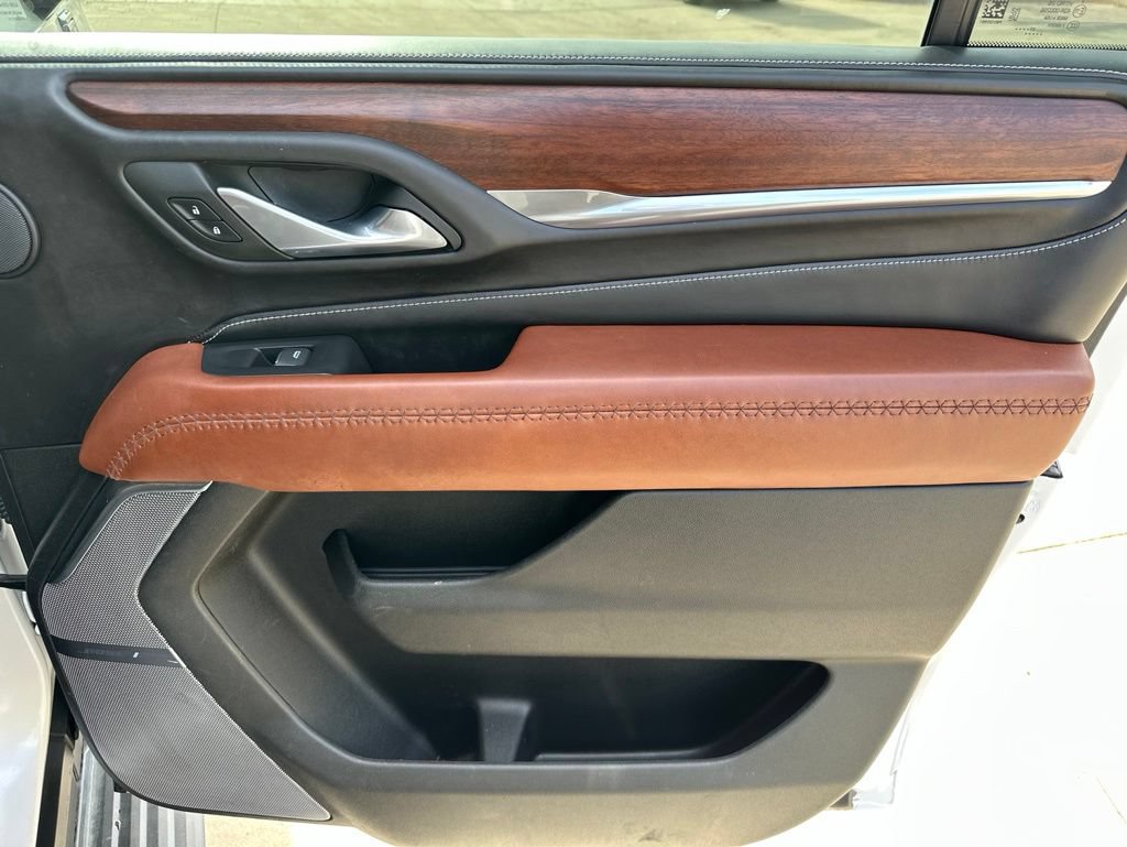 Certified 2023 GMC Yukon XL Denali Ultimate AWD/4WD image 33