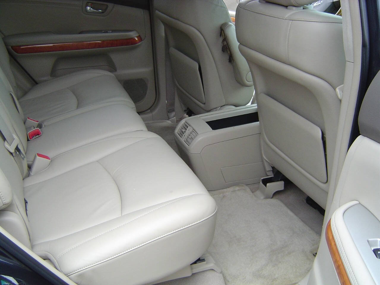 Used 2004 Lexus RX 330 AWD image 9