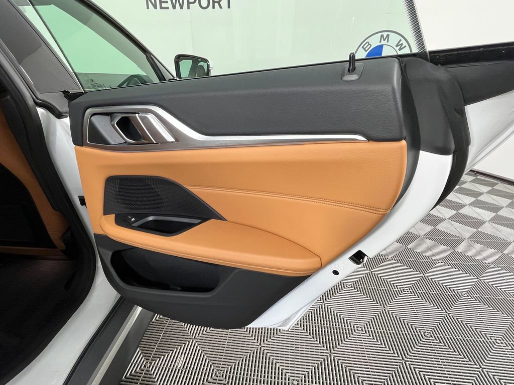 Used 2023 BMW i4 eDrive35 w/ Premium Package image 19