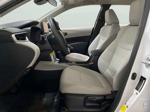 Used 2024 Toyota Corolla Cross L FWD image 18