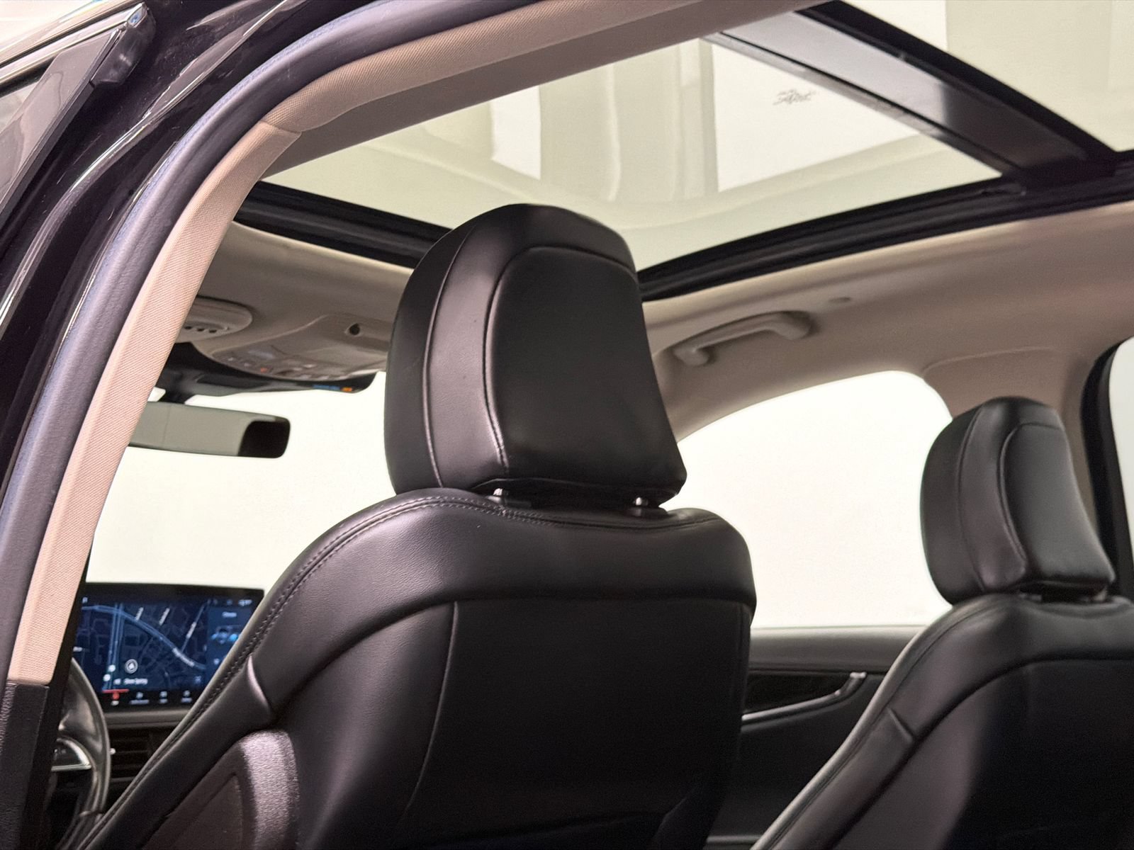 Certified 2023 Lincoln Nautilus Reserve w/ Monochromatic Package AWD/4WD image 19