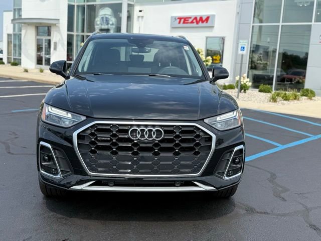 Used 2025 Audi Q5 2.0T Premium Plus w/ Premium Plus Package image 2