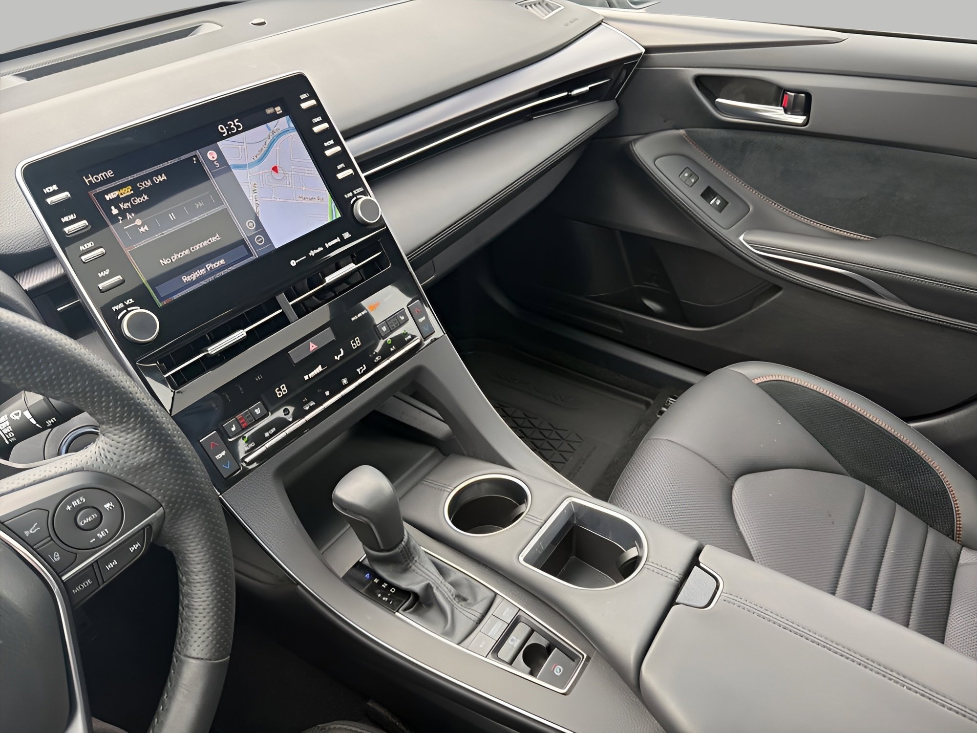 Used 2022 Toyota Avalon Touring w/ Advanced Safety Package FWD image 17