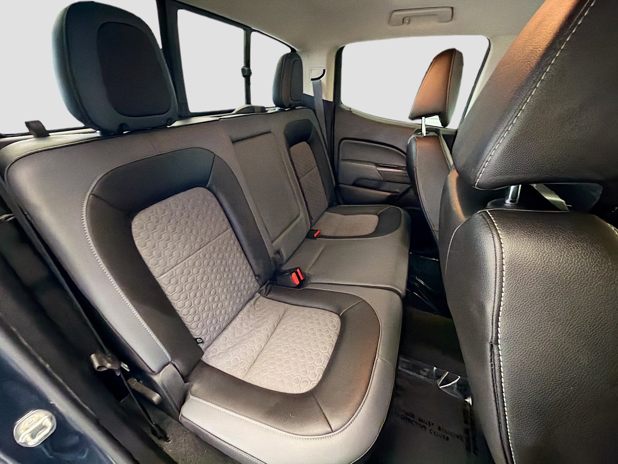 Used 2019 Chevrolet Colorado Z71 image 14