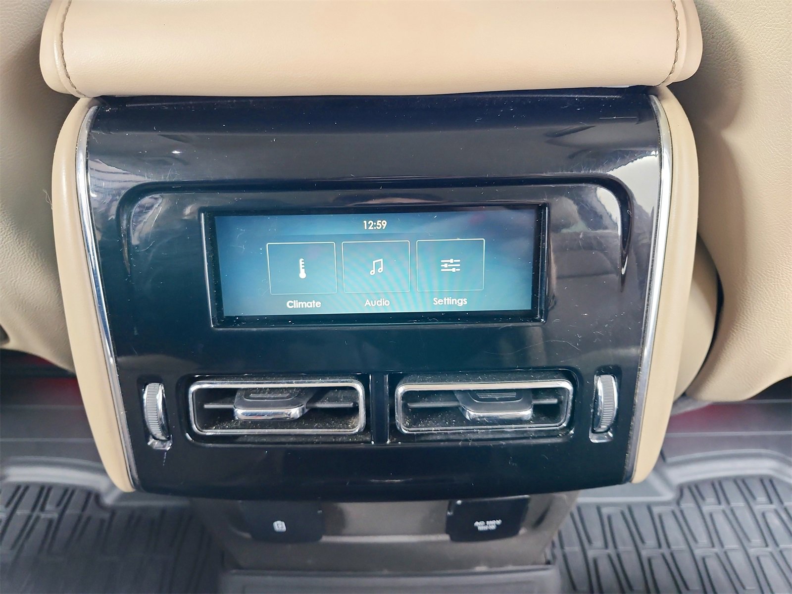 Used 2020 Lincoln Aviator Reserve image 39