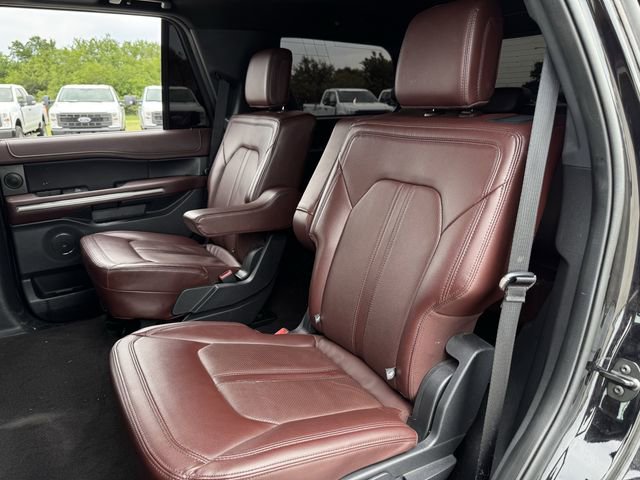 Used 2022 Ford Expedition Limited RWD image 28