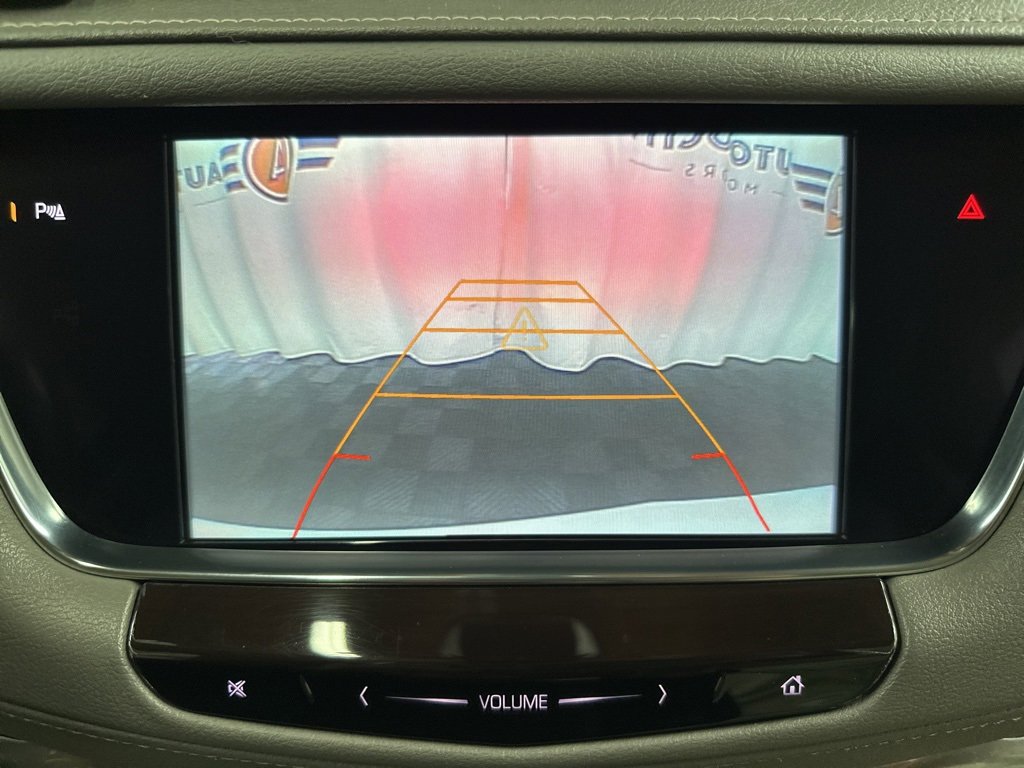 Used 2017 Cadillac XT5 Luxury w/ Driver Awareness Package image 28