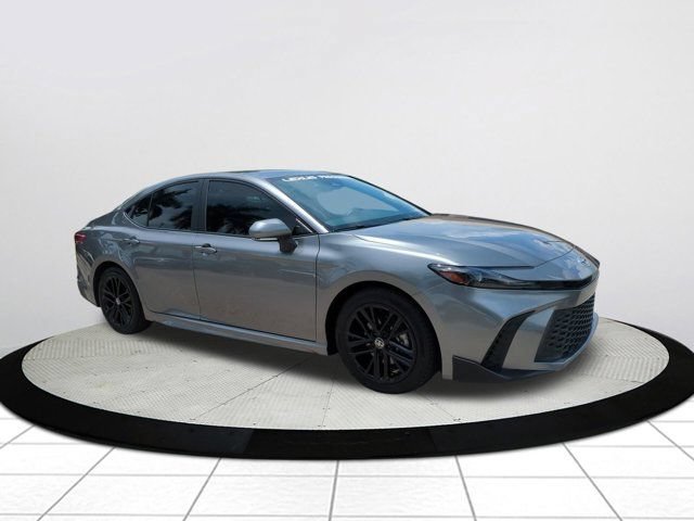 Used 2025 Toyota Camry SE