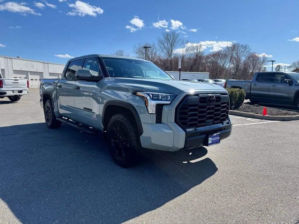 Used 2023 Toyota Tundra Limited w/ TRD Off-Road Package AWD/4WD image 8