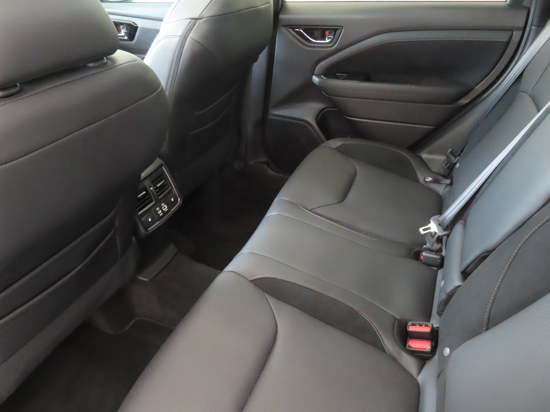 Used 2026 Subaru Forester Touring AWD/4WD image 23