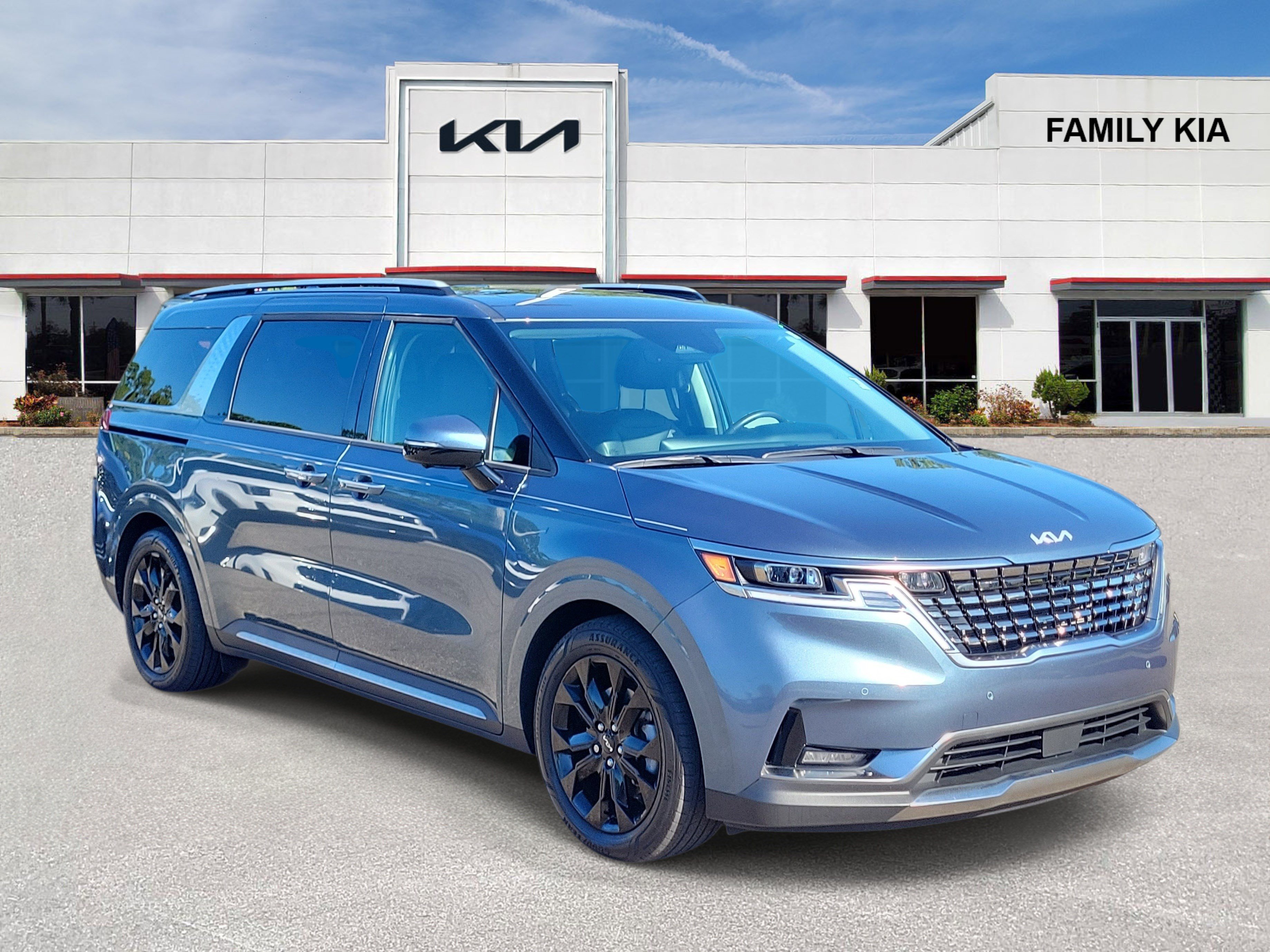 Certified 2024 Kia Carnival SX Prestige FWD image 1