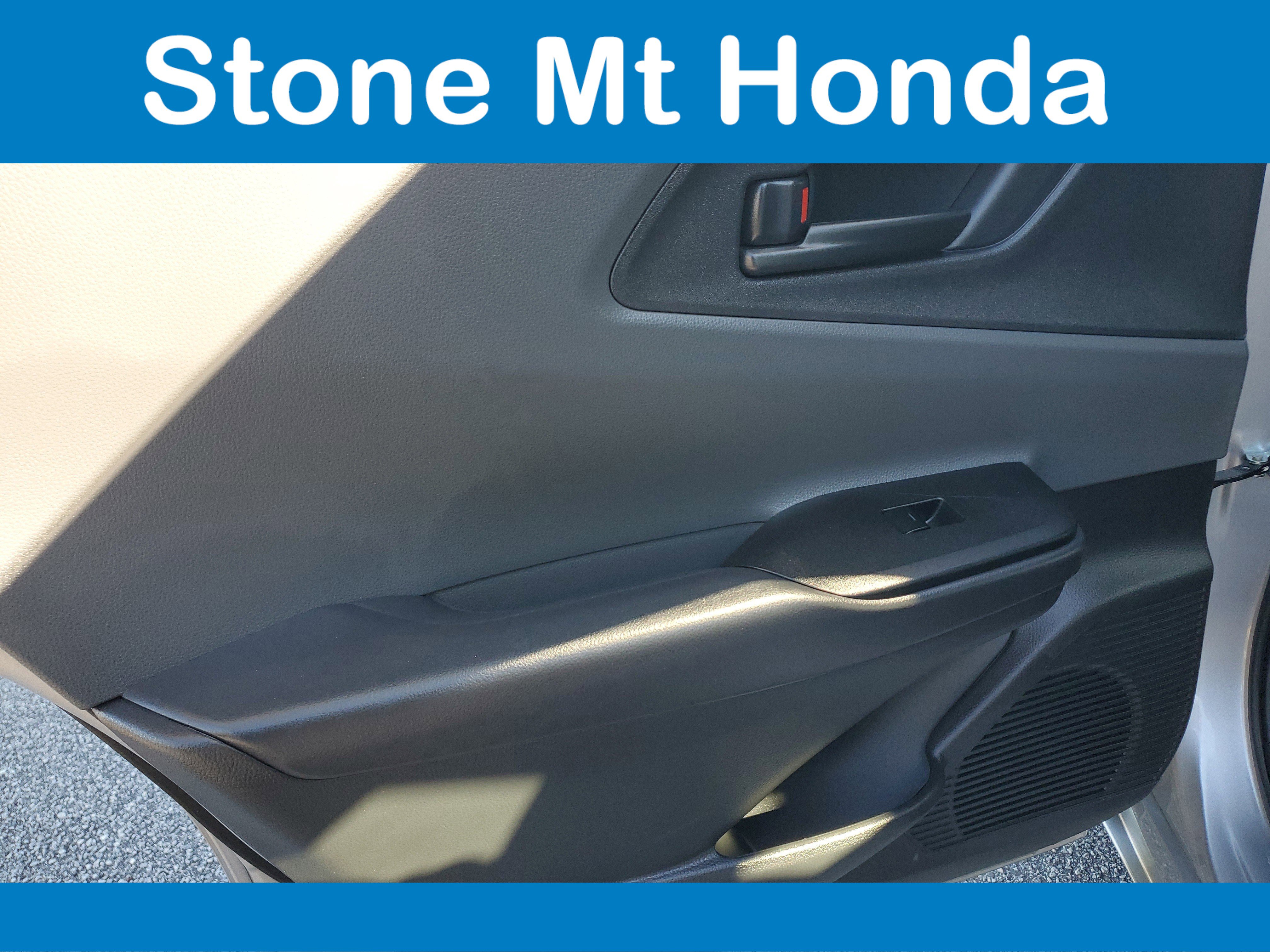 Used 2024 Toyota Prius LE image 11