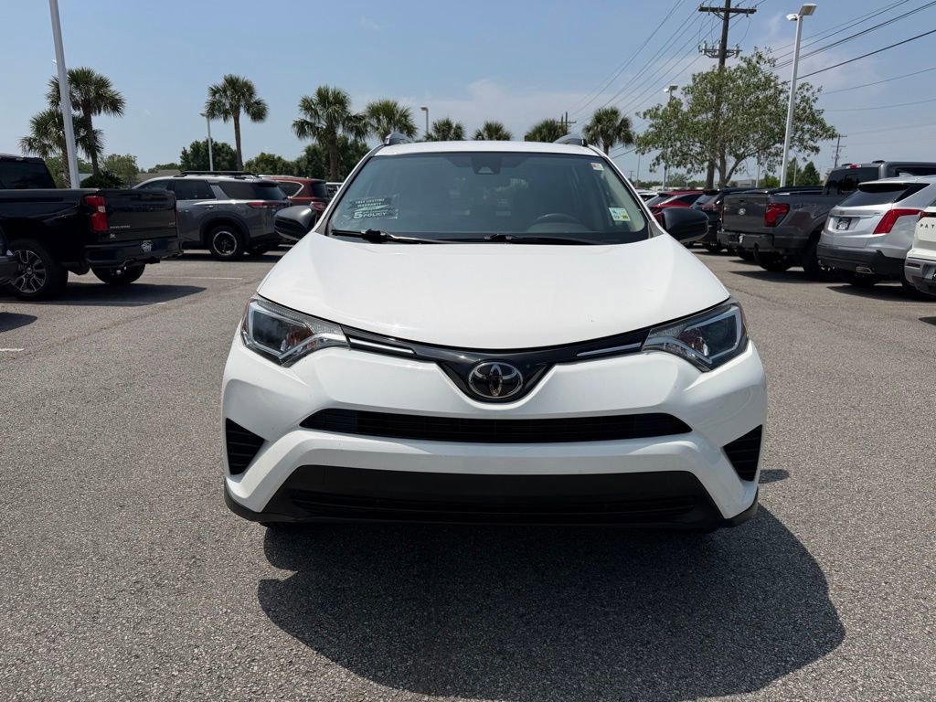 Used 2018 Toyota RAV4 LE w/ Carpet Mat Package FWD image 9