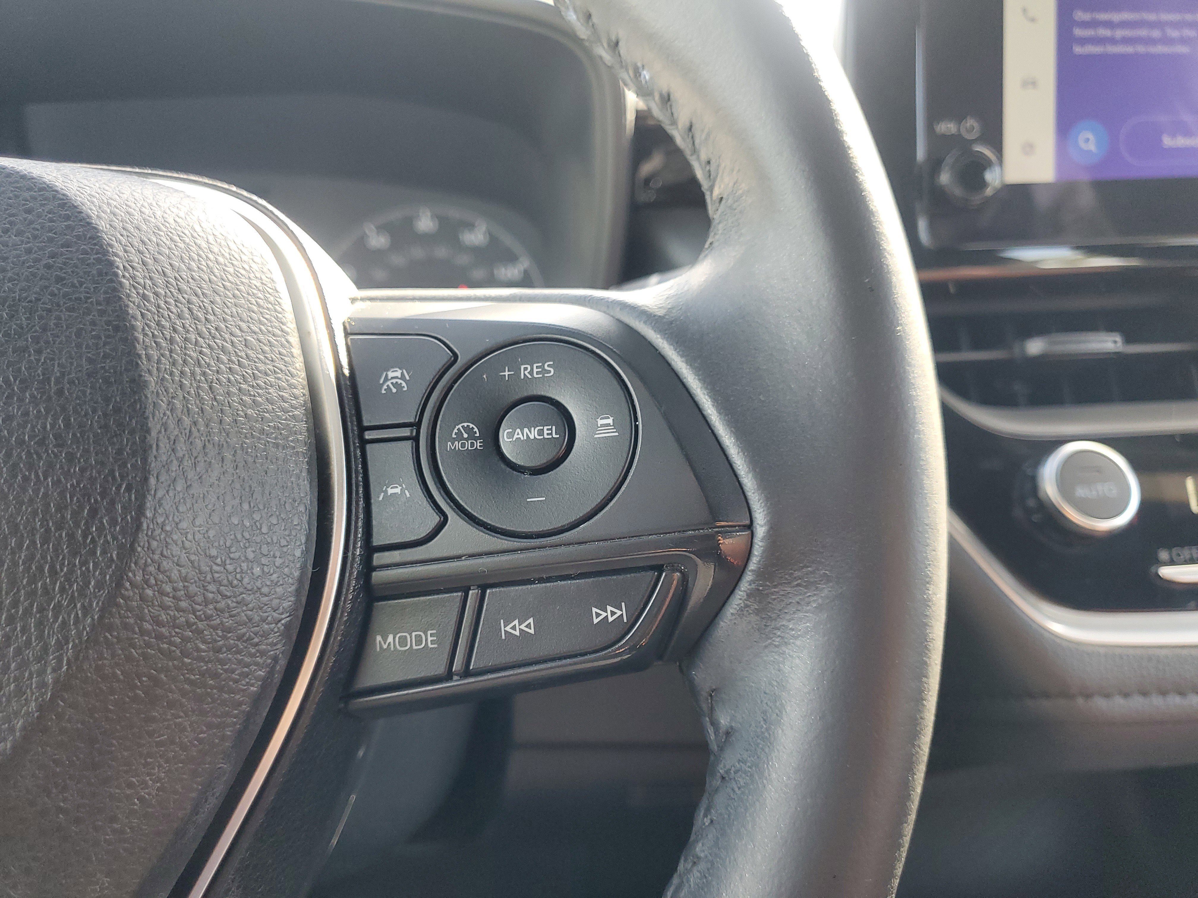 Certified 2023 Toyota Corolla SE image 22