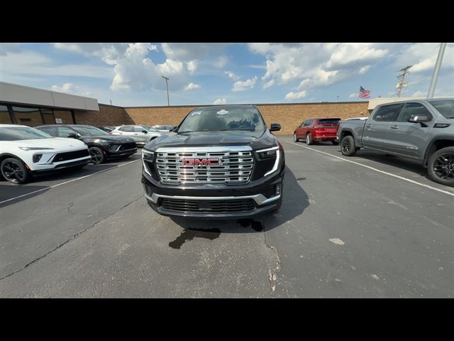 Certified 2024 GMC Acadia Denali FWD image 3