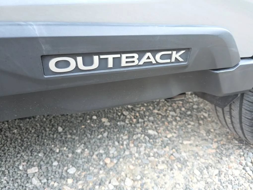 Used 2021 Subaru Outback Premium AWD/4WD image 11