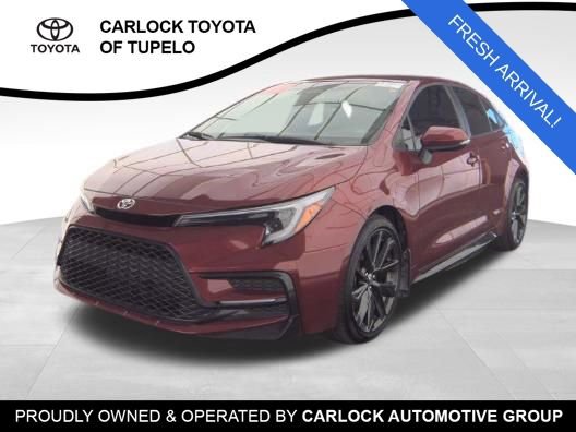 Used 2025 Toyota Corolla SE image 1