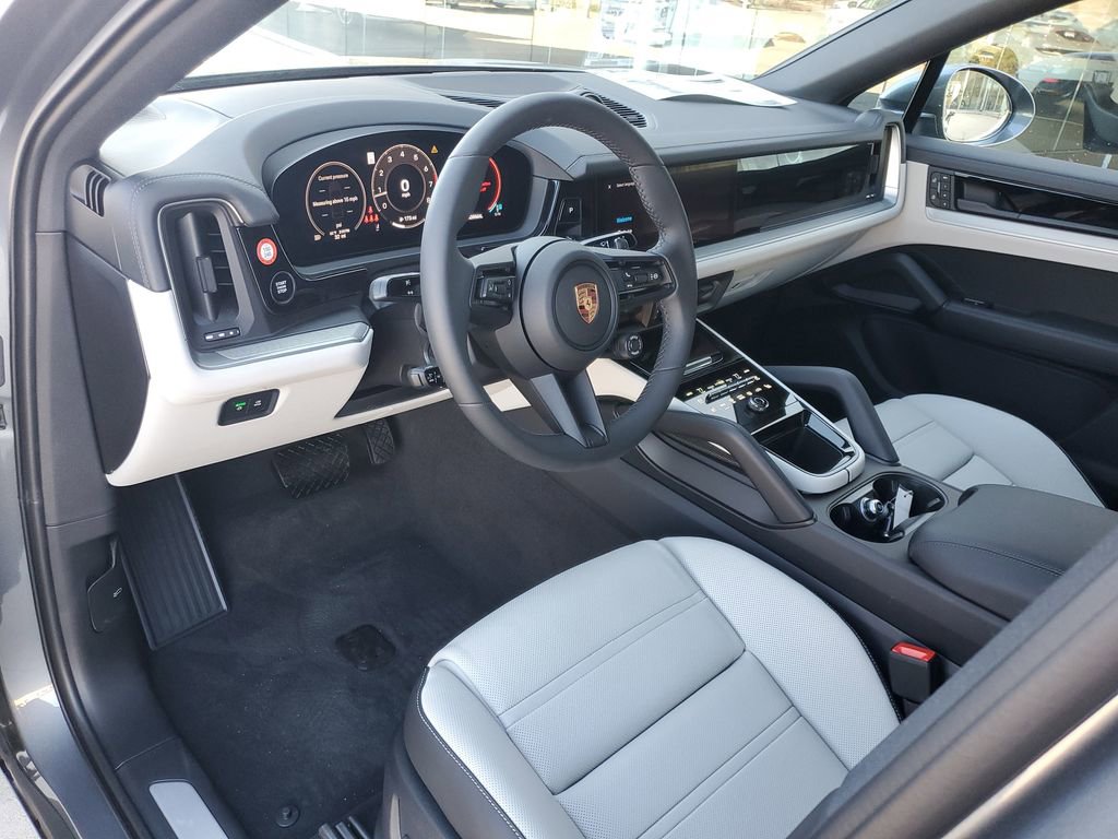 New 2026 Porsche Cayenne Coupe image 12