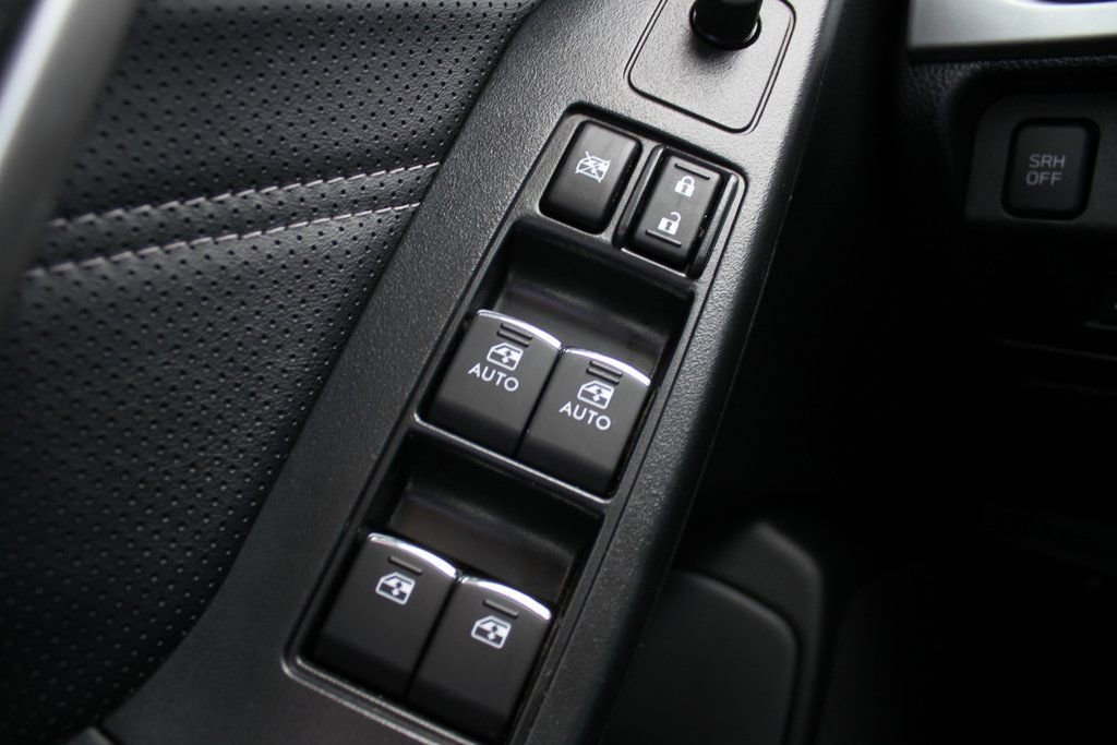 Used 2018 Subaru Forester 2.5i Touring w/ Popular Package #2 image 13