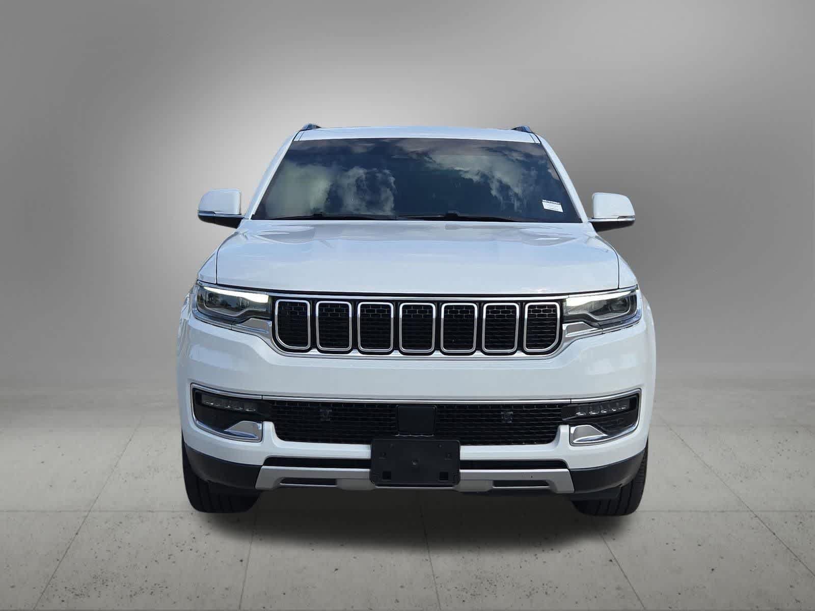 Used 2022 Jeep Wagoneer Series II RWD image 9