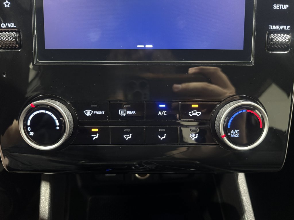 Used 2022 Hyundai Santa Cruz SEL AWD/4WD image 32